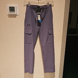 Boy M Under Armour Slate Cargo Pants/ Spyder Zip Up Sweatshirt